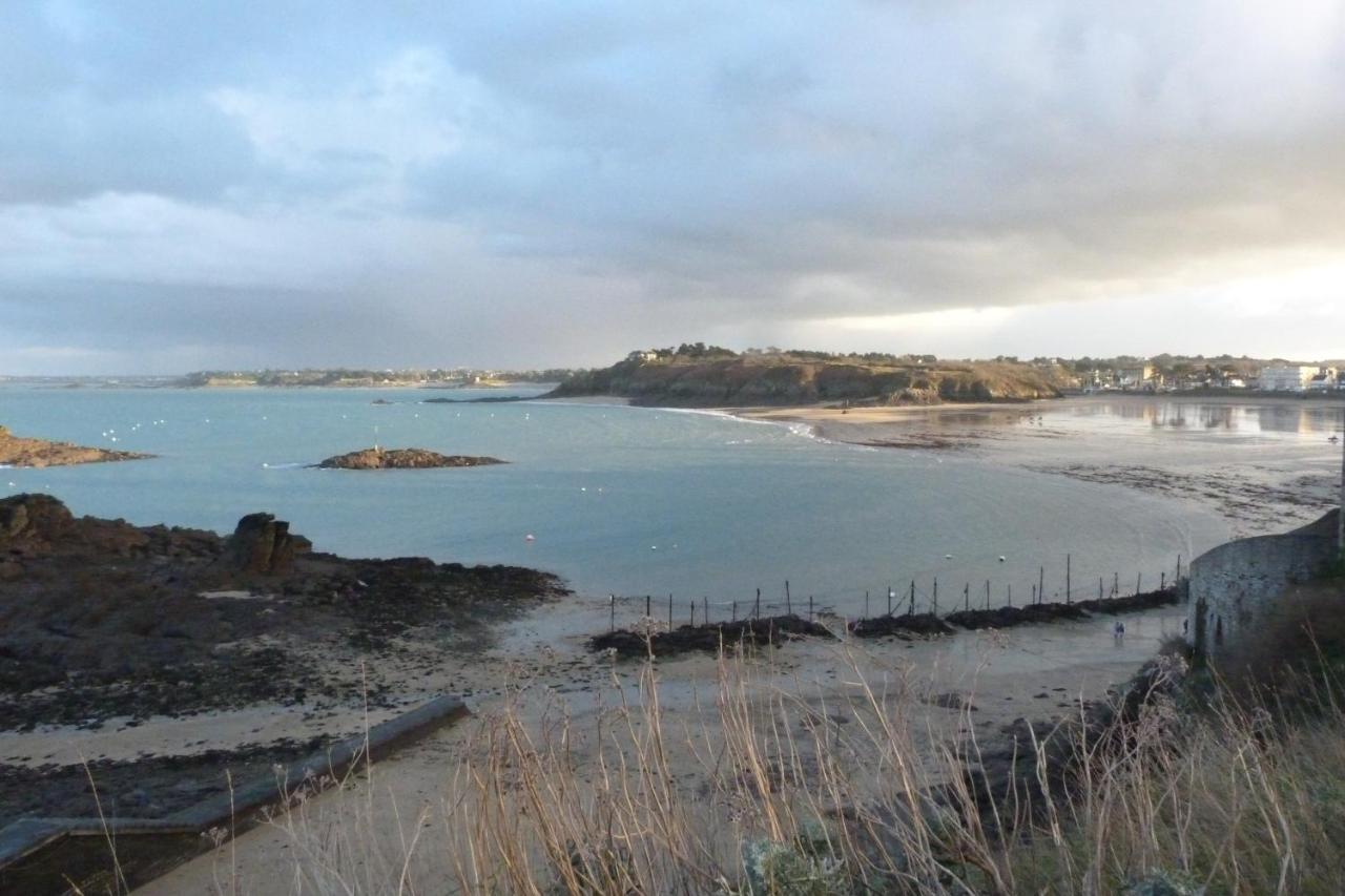 Gite Bambou Saint-Lunaire Exterior photo